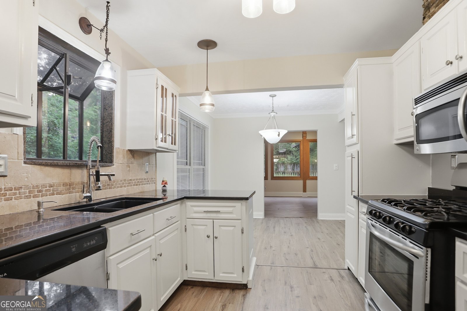 1485 Barrier Road Marietta - Photo 8