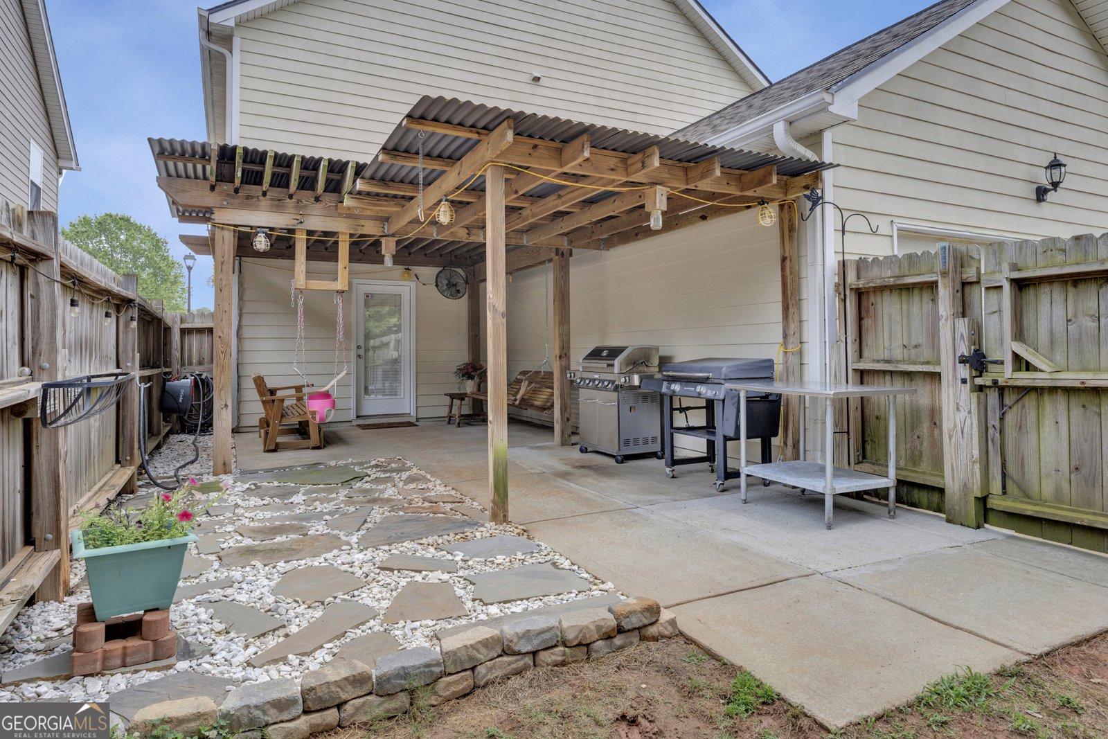 15 Kevin Court Porterdale - Photo 37