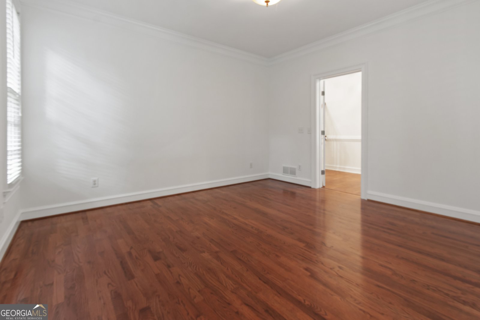 1593 Walkway Court Lilburn - Photo 18