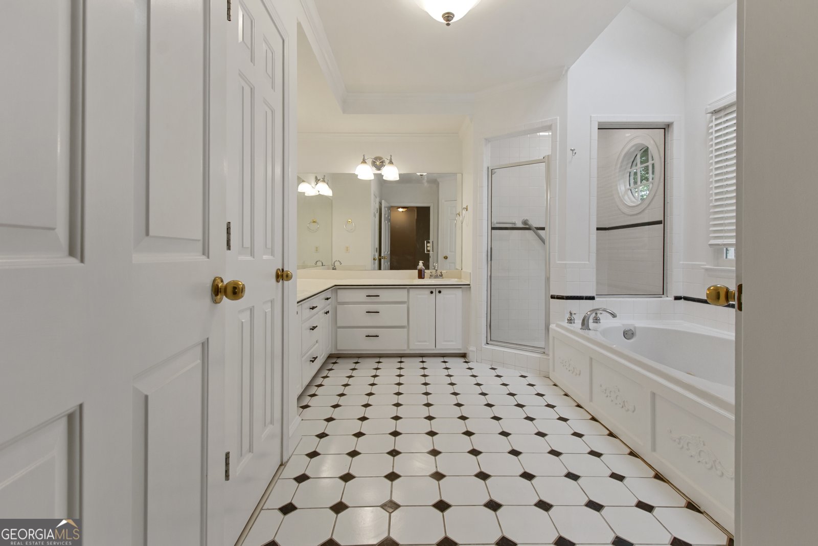1593 Walkway Court Lilburn - Photo 38