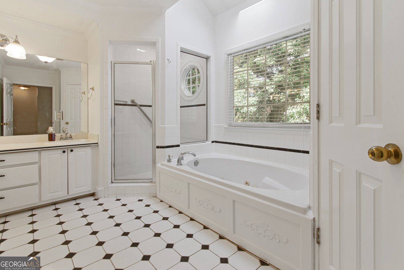 1593 Walkway Court Lilburn - Photo 40