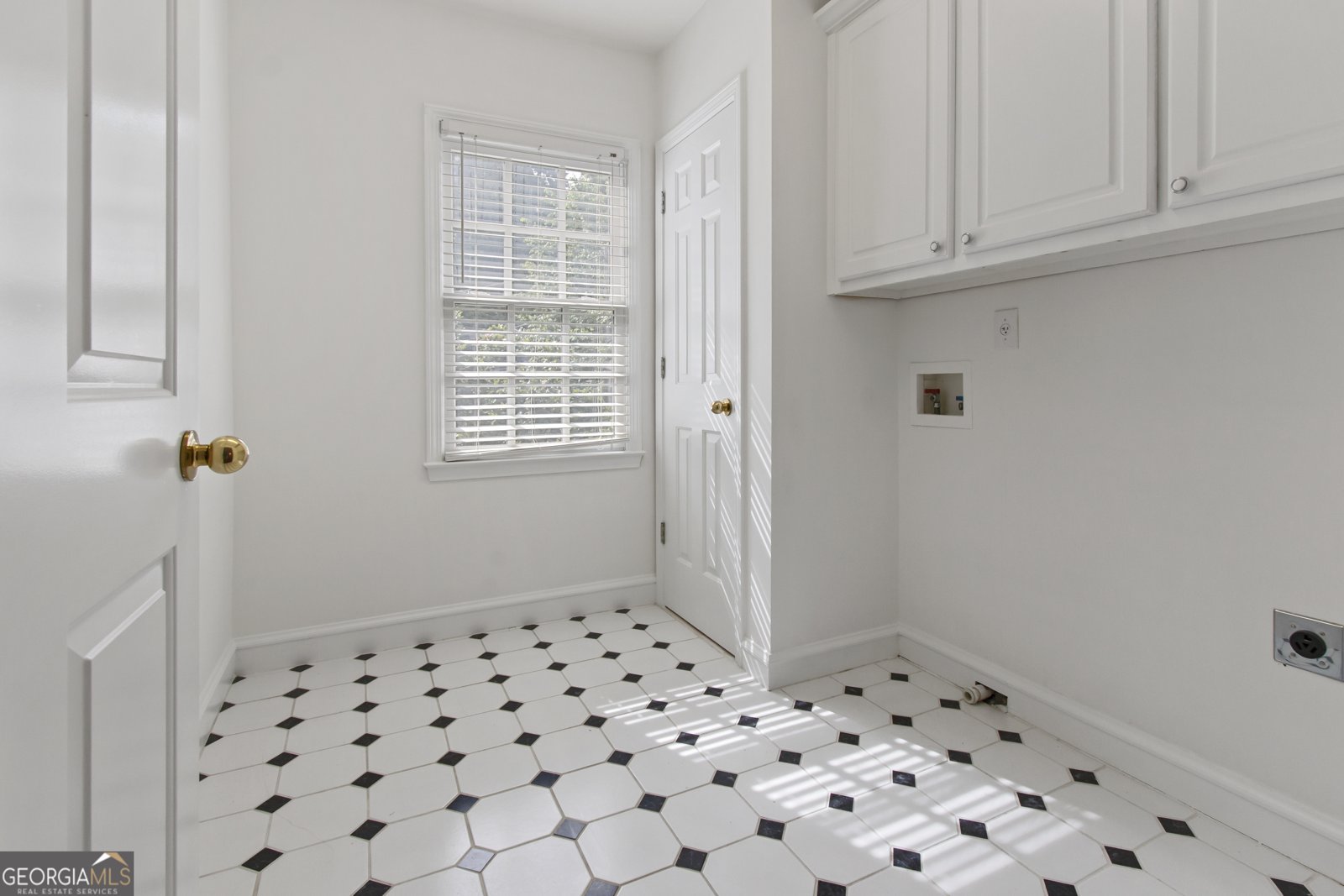 1593 Walkway Court Lilburn - Photo 44