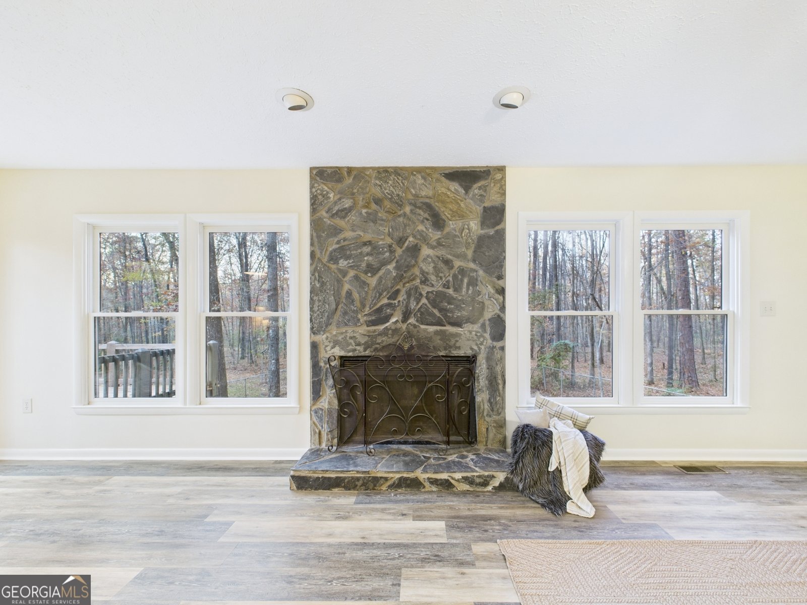 202 Hilltop Circle Macon - Photo 10