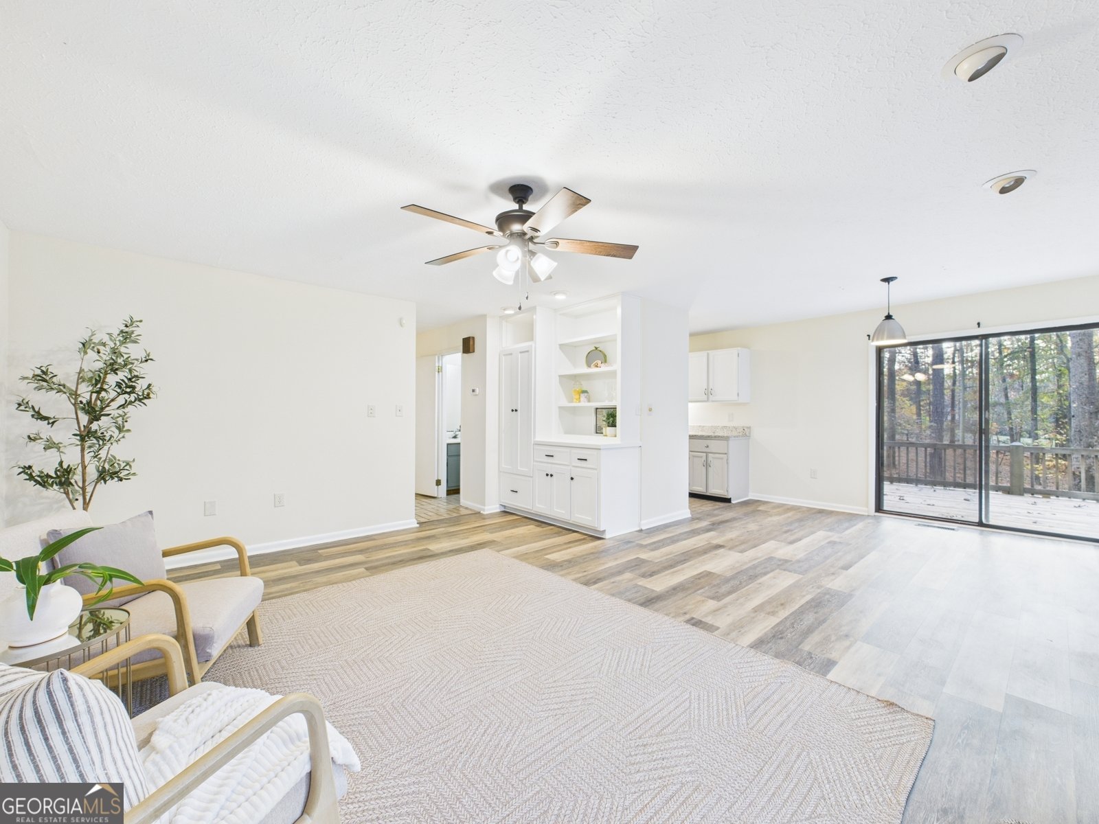 202 Hilltop Circle Macon - Photo 11