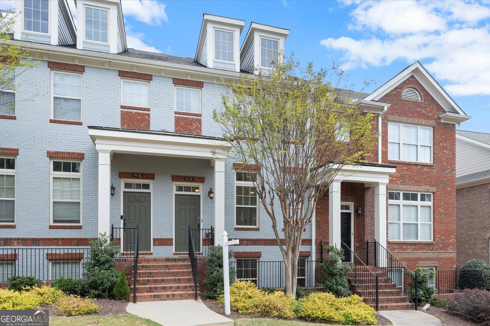 7640 Willoughby Court Alpharetta - main photo