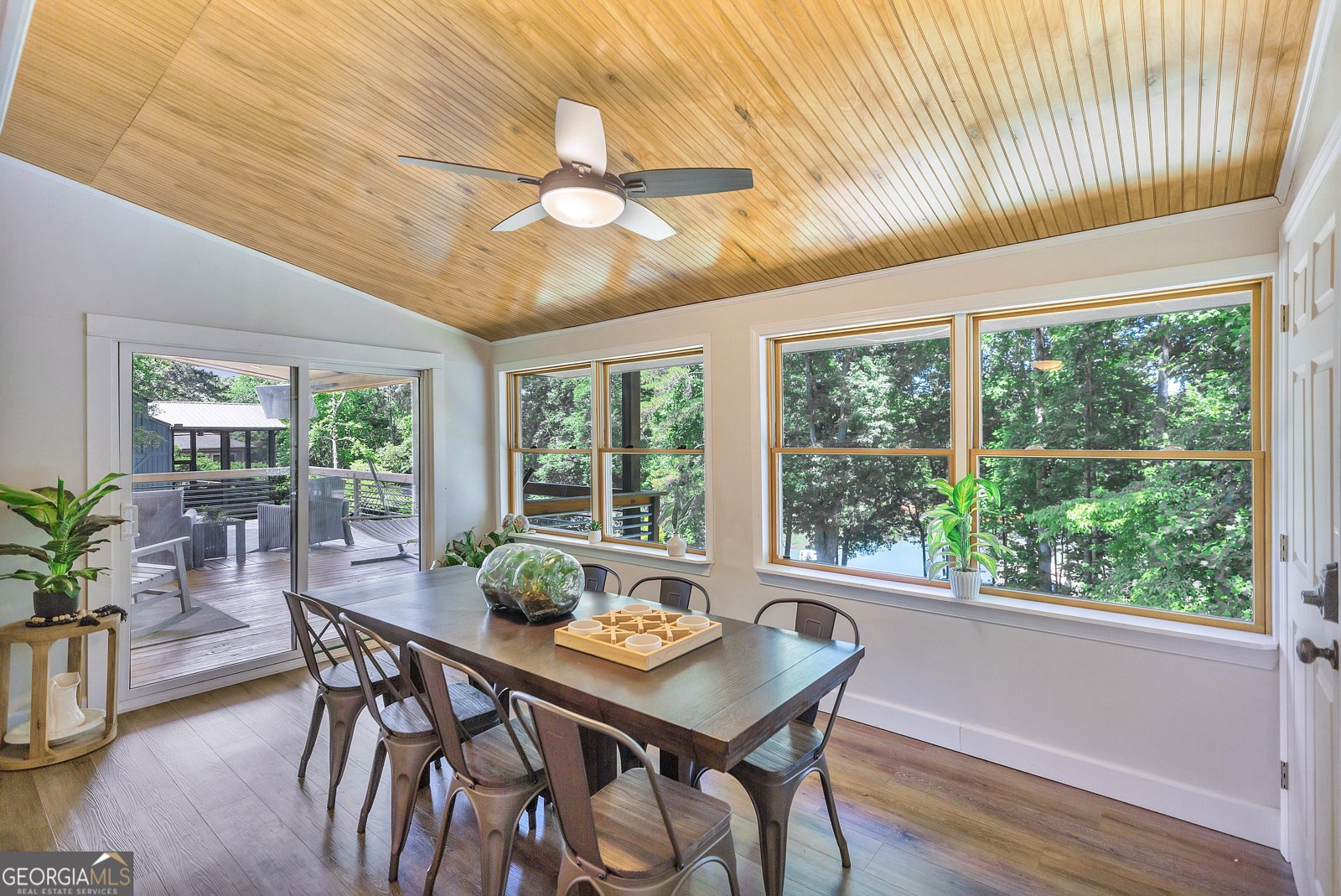 107 J Moore Avenue Townville - Photo 15