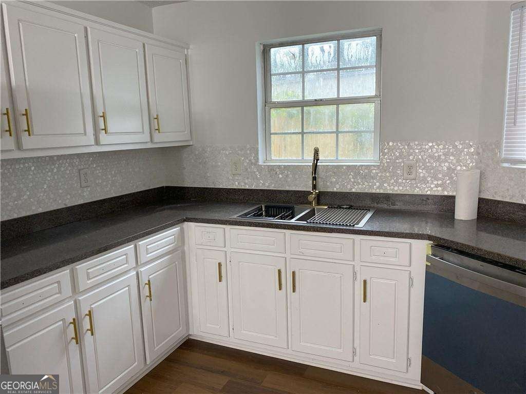 1754 Soapstone Court Decatur - Photo 7
