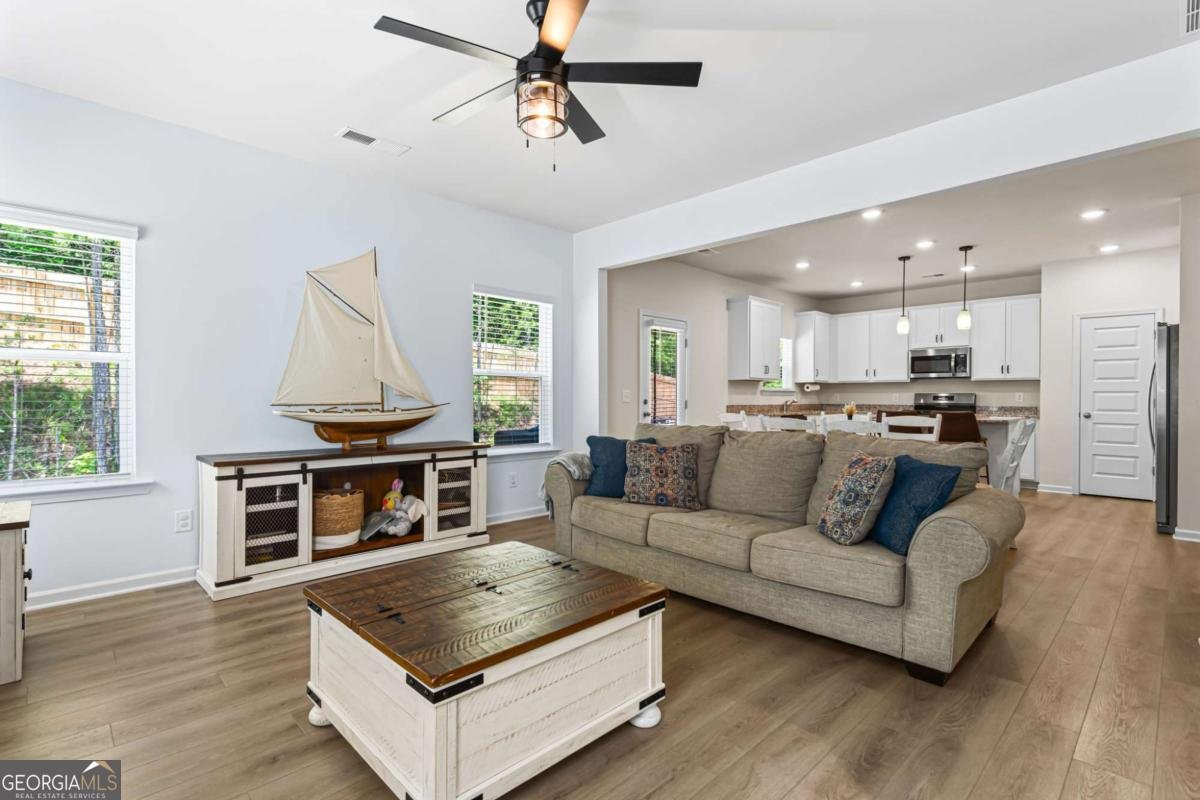 442 Deven Drive Dallas - Photo 15