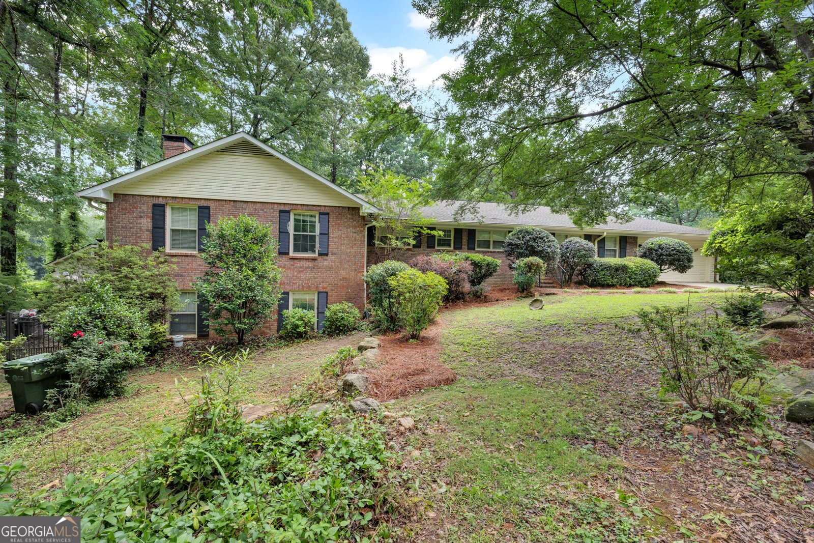 250 Country Lane Road Fayetteville - main photo