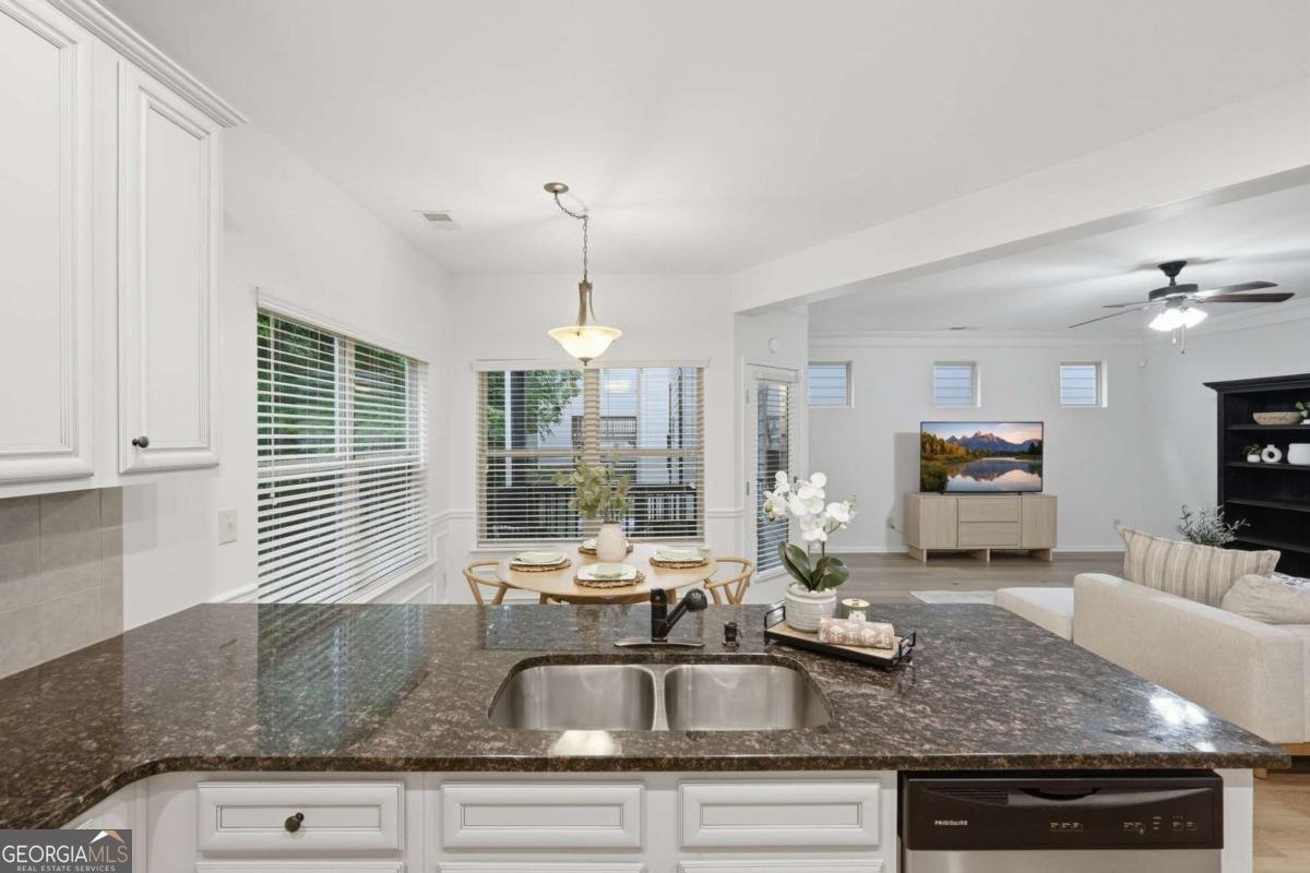 2999 Woodward Down Trail Buford - Photo 15