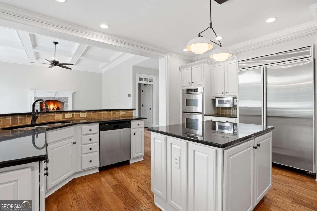 315 Lake Bend Court Milton - Photo 15