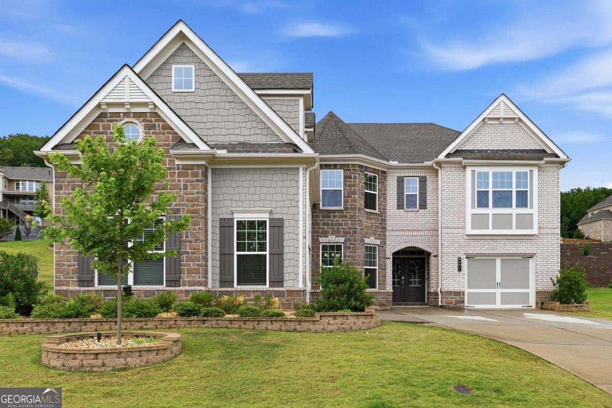 2365 Saddle Brook Trace Cumming - main photo