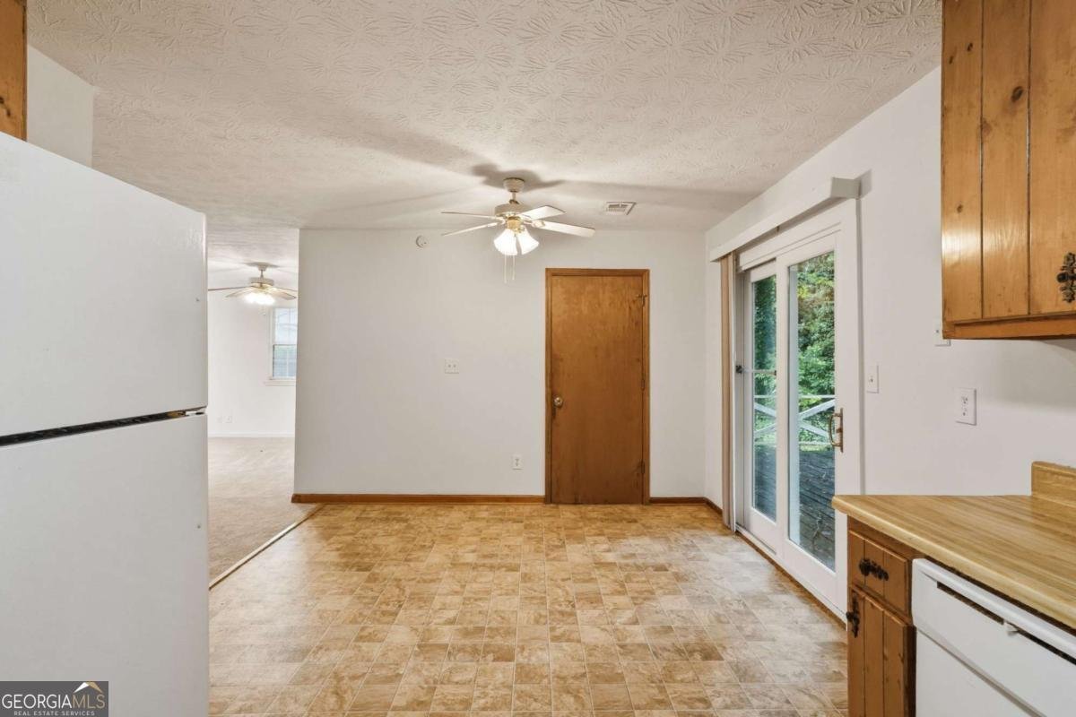 8238 Dunellen Lane Jonesboro - Photo 11