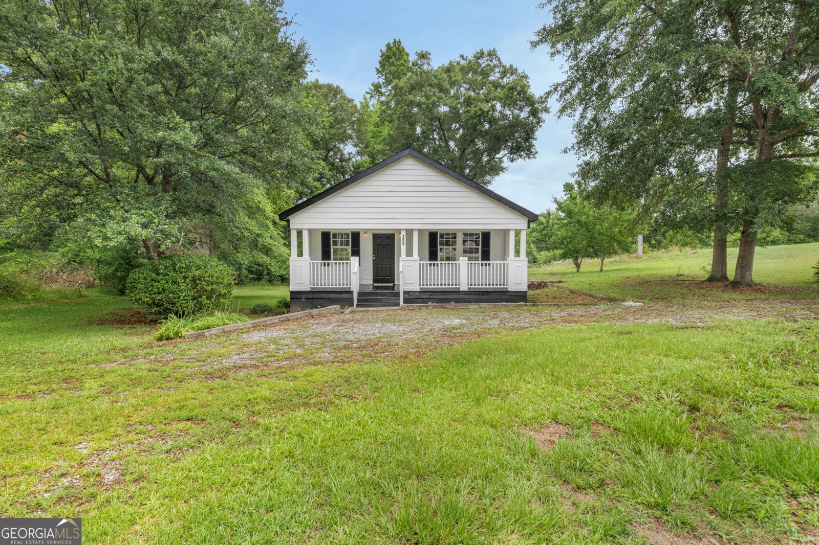 109 Flatrock Lane Eatonton - main photo