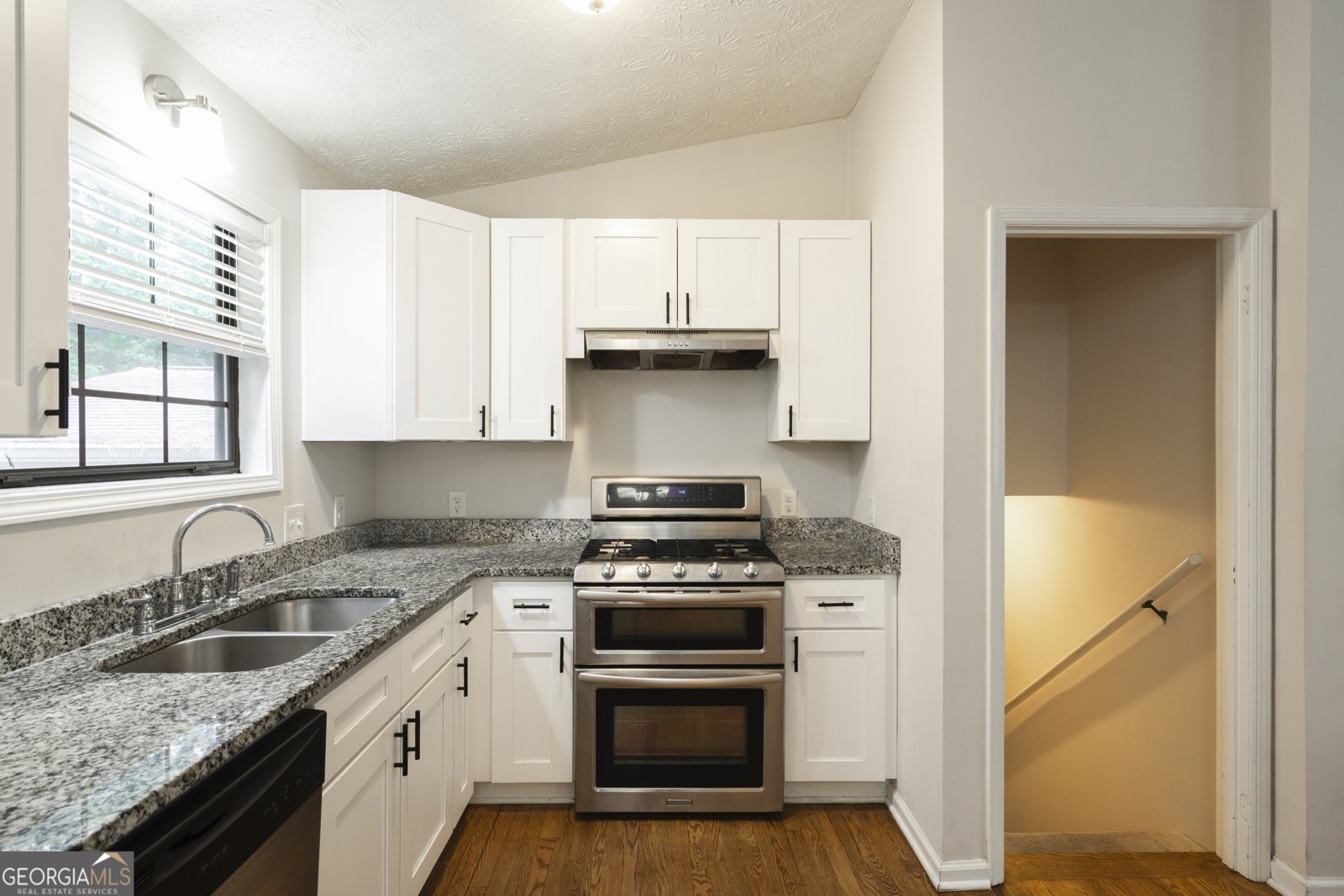 2423 Falcon Court Lawrenceville - Photo 13