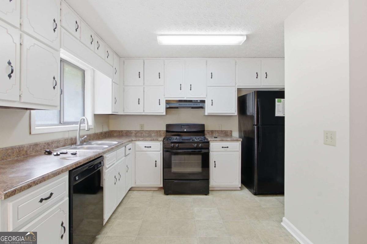 2612 Hewatt Road Snellville - Photo 10