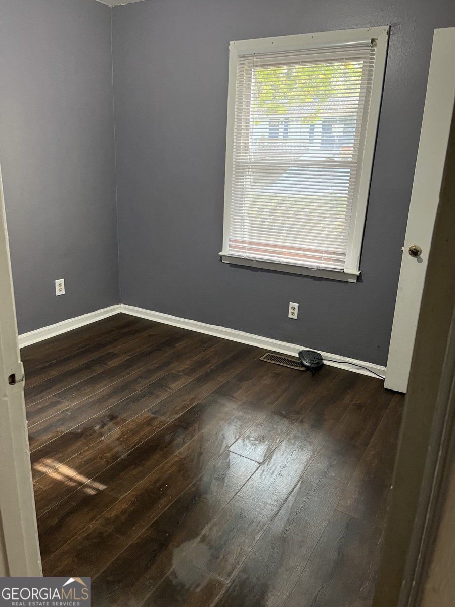 650 Robert E Lee Parkway Jonesboro - Photo 6