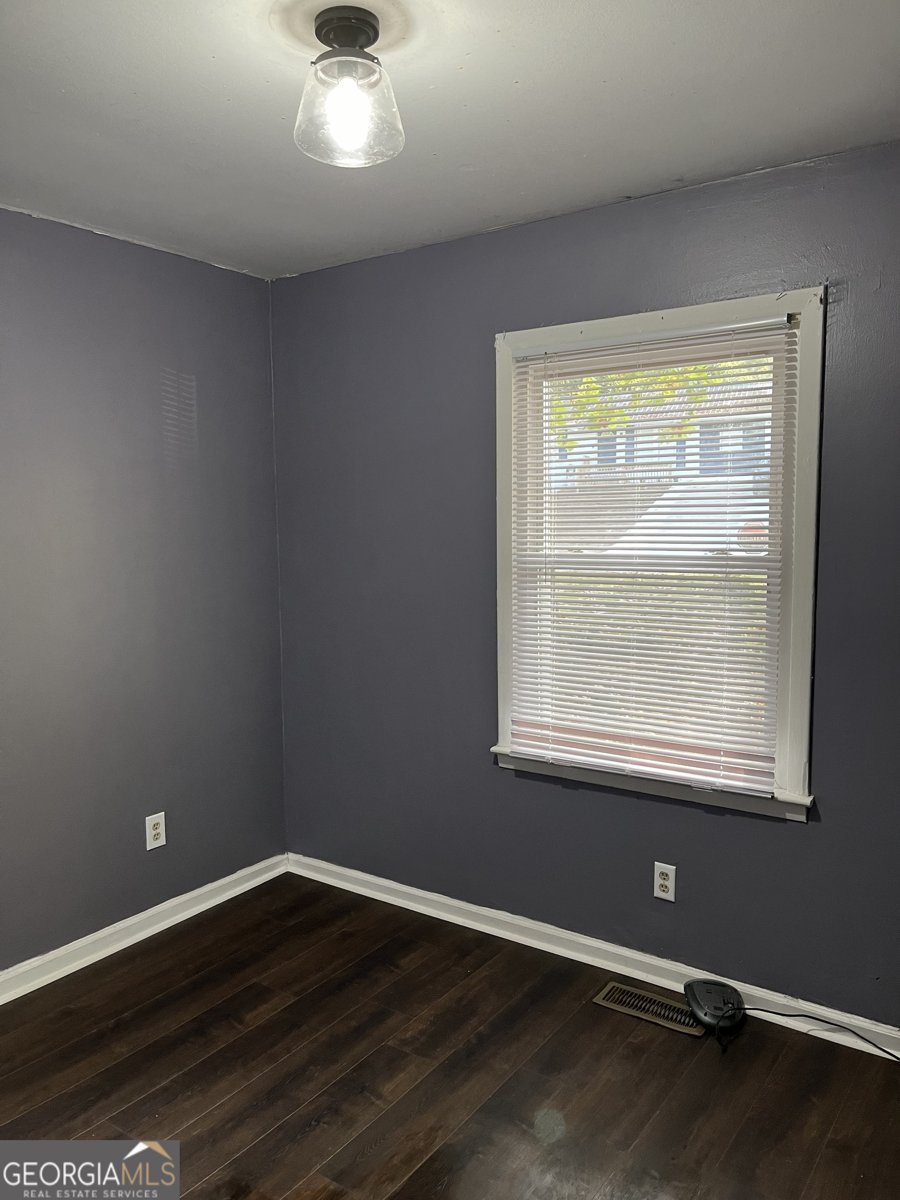 650 Robert E Lee Parkway Jonesboro - Photo 7