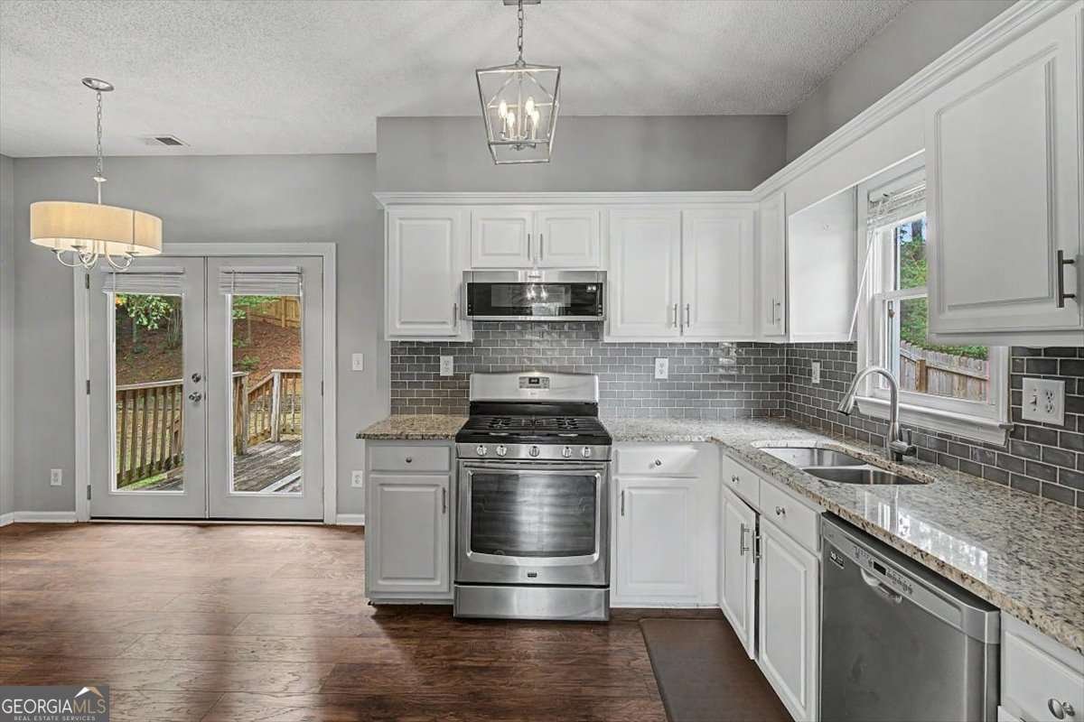4057 Glenlake Trace NW Kennesaw - Photo 7