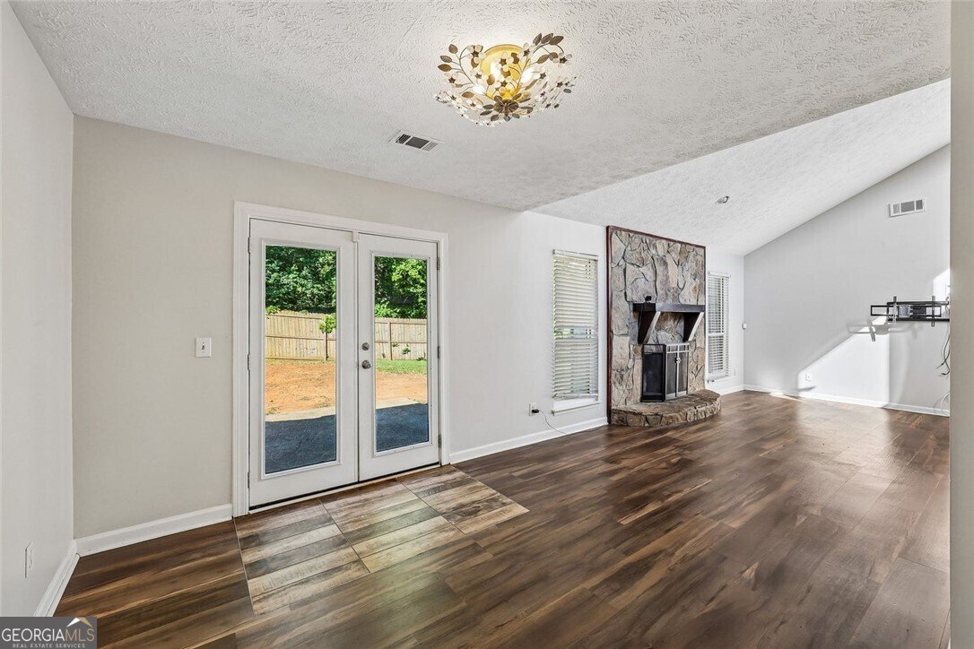 357 Shire Way Lawrenceville - Photo 9