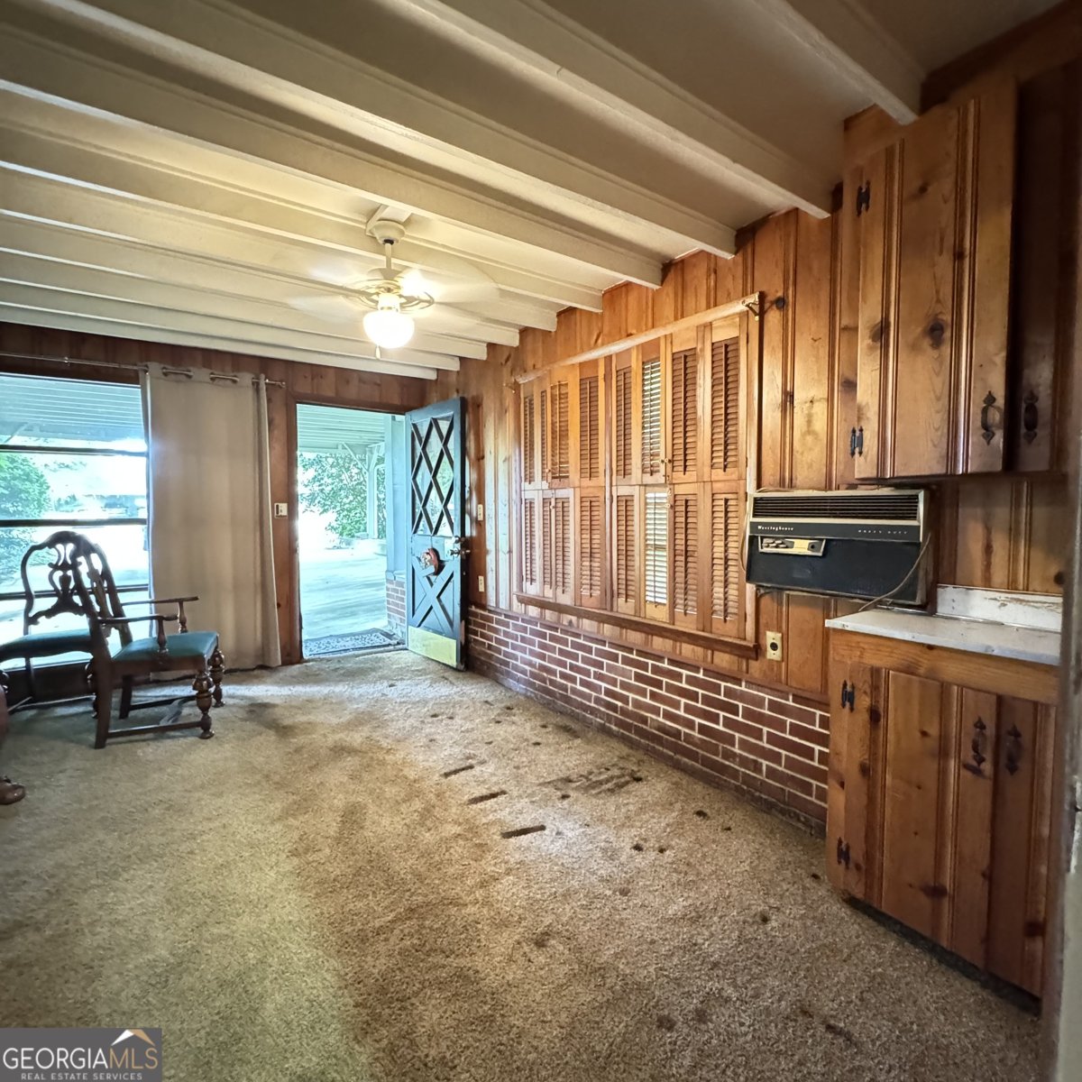 207 Iris Drive Centre - Photo 12