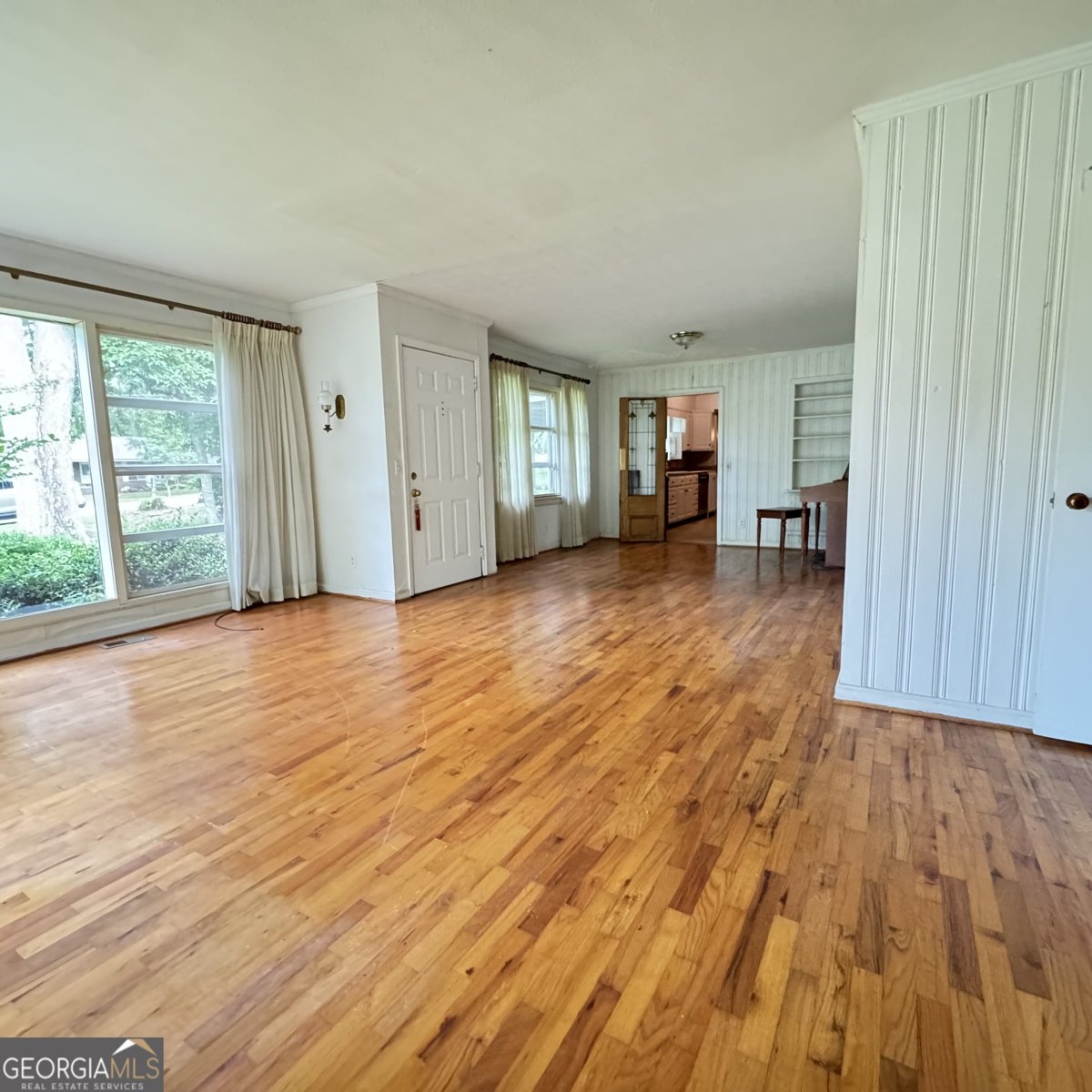 207 Iris Drive Centre - Photo 27