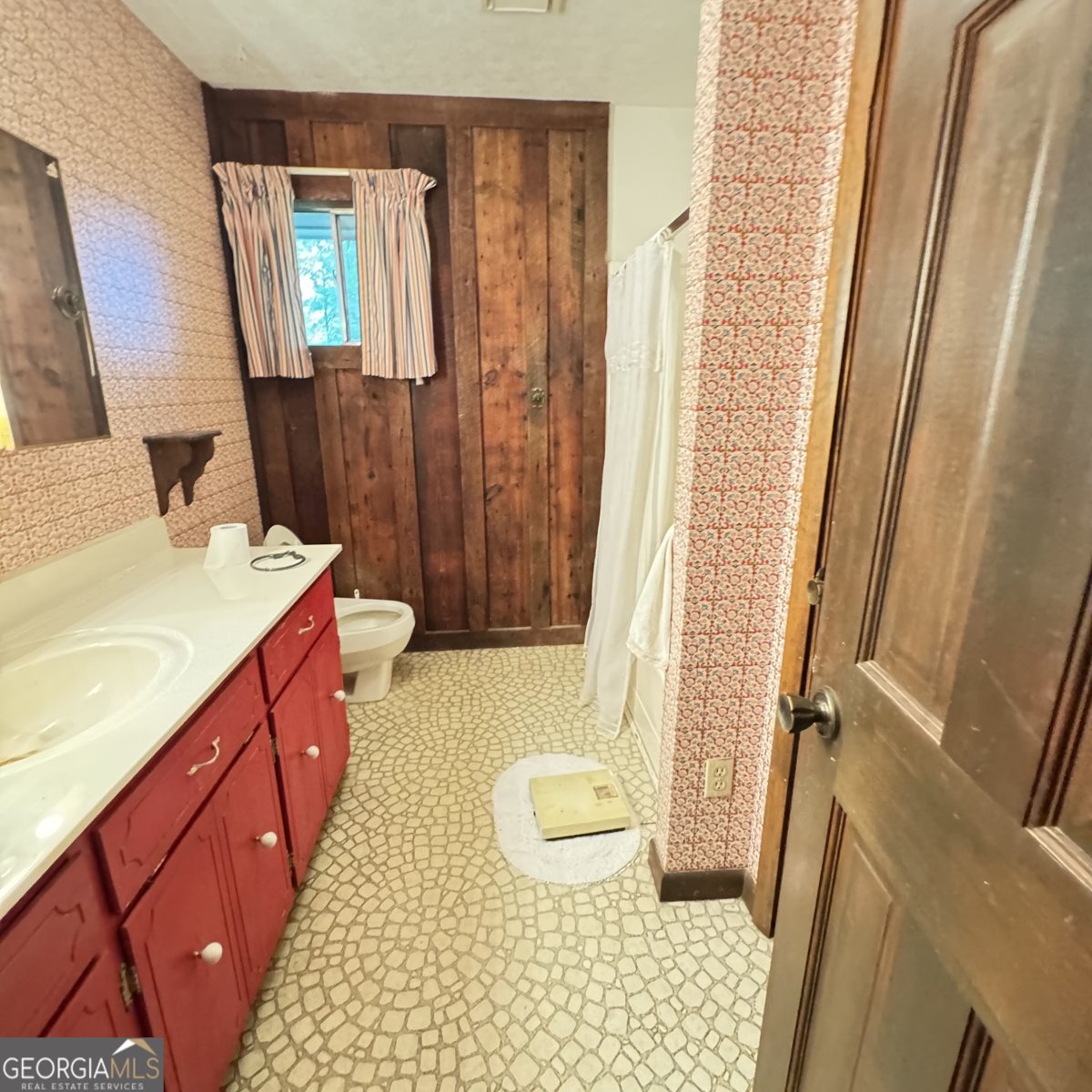 207 Iris Drive Centre - Photo 33