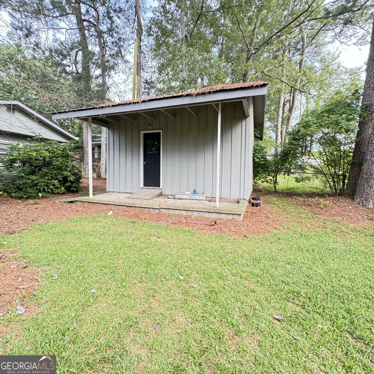 207 Iris Drive Centre - Photo 6