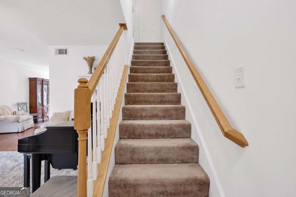 816 Summer Place Norcross - Photo 6