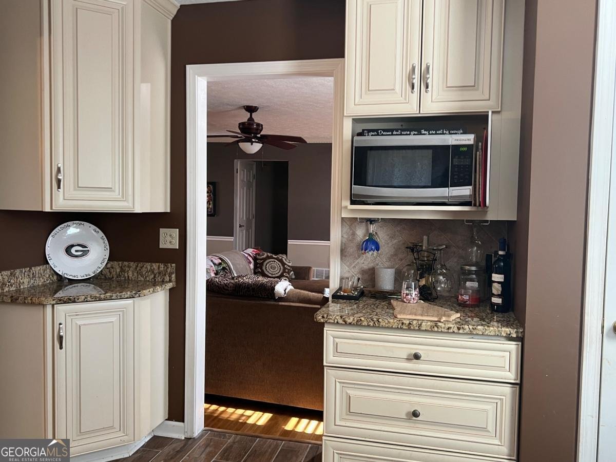 313 Chattahoochee Way Woodstock - Photo 8