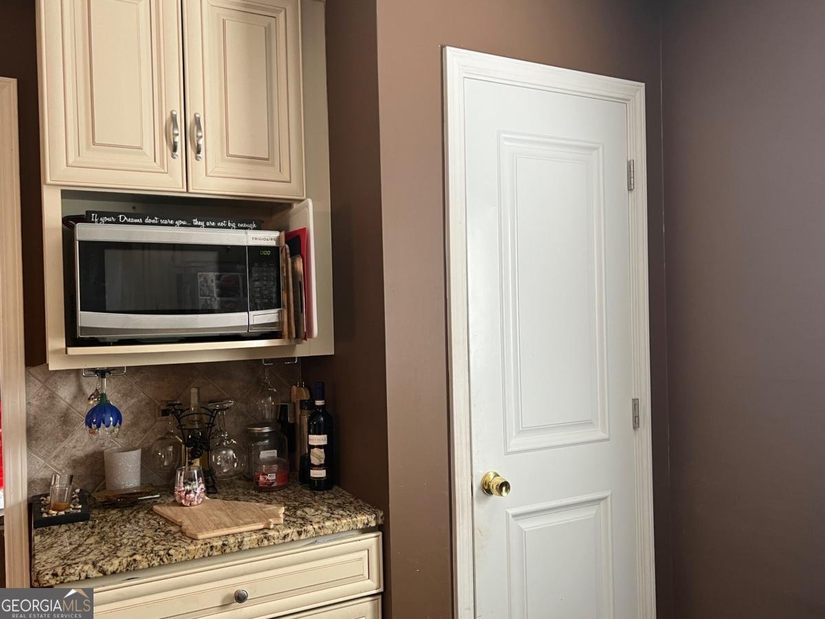 313 Chattahoochee Way Woodstock - Photo 9