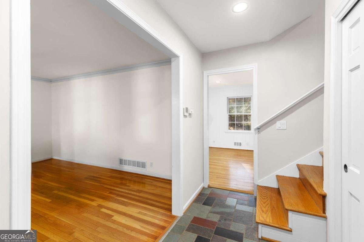 4908 Mill Brook Drive Atlanta - Photo 8