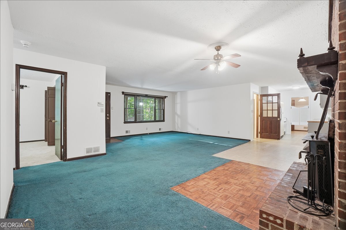 129 Diane Drive Griffin - Photo 7