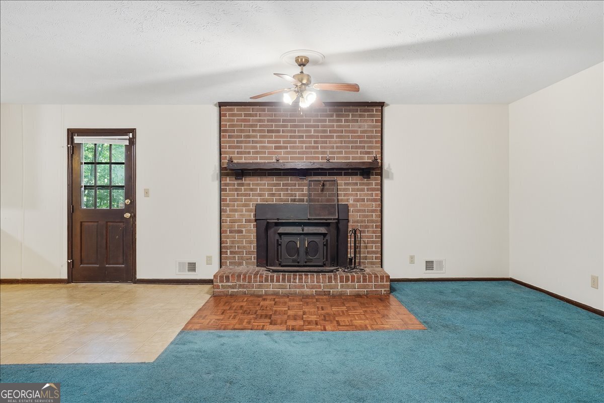 129 Diane Drive Griffin - Photo 9