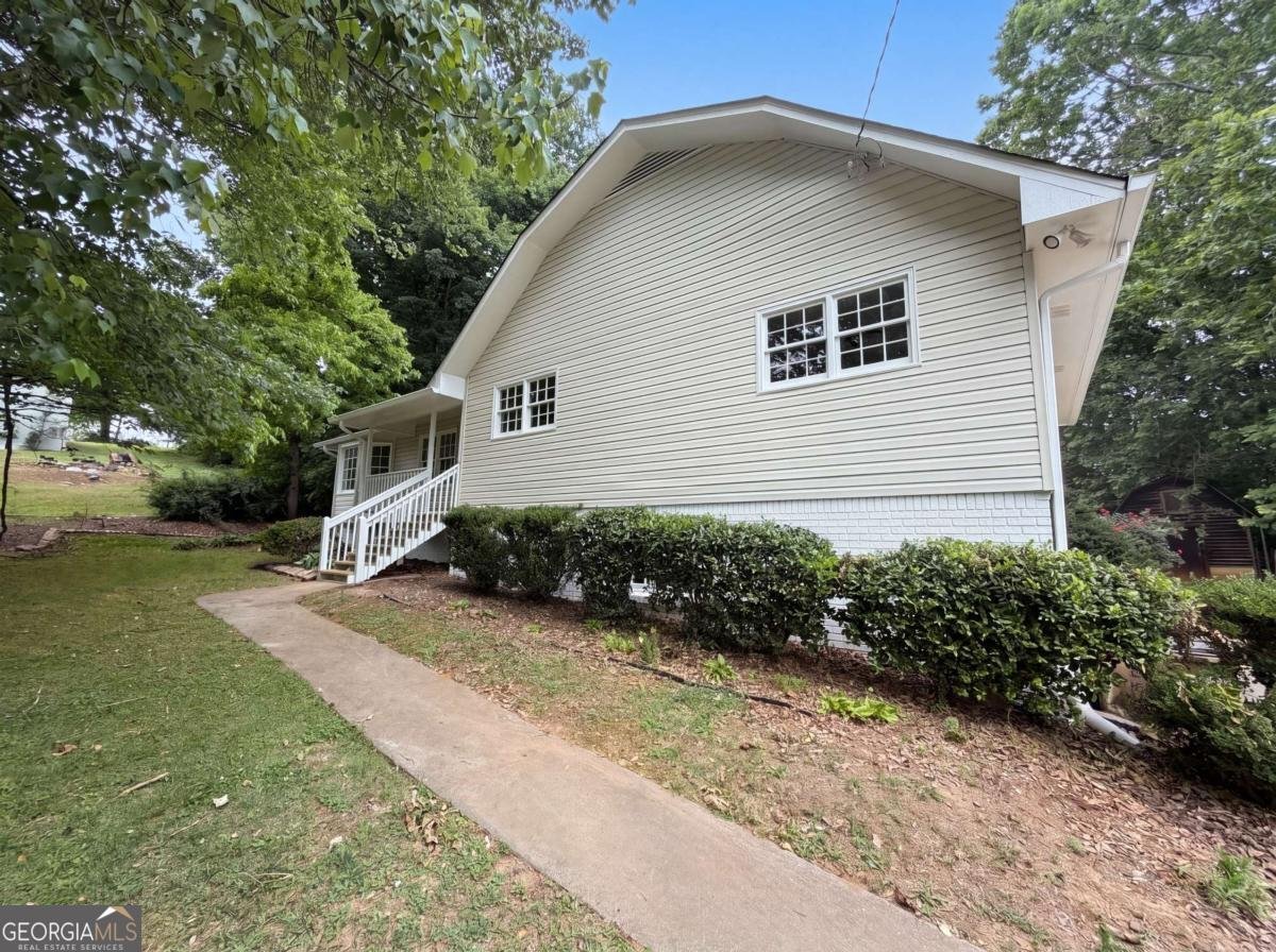 6658 Dearborn Drive Acworth - main photo