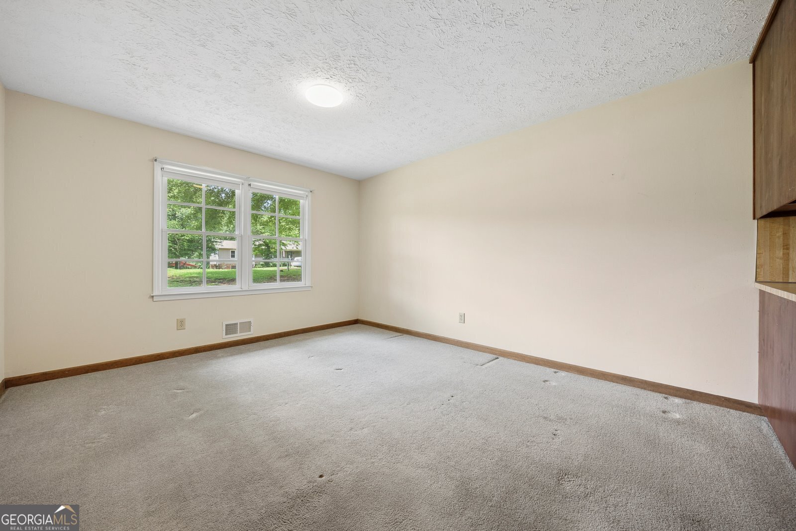 549 Rivercrest Drive Woodstock - Photo 8