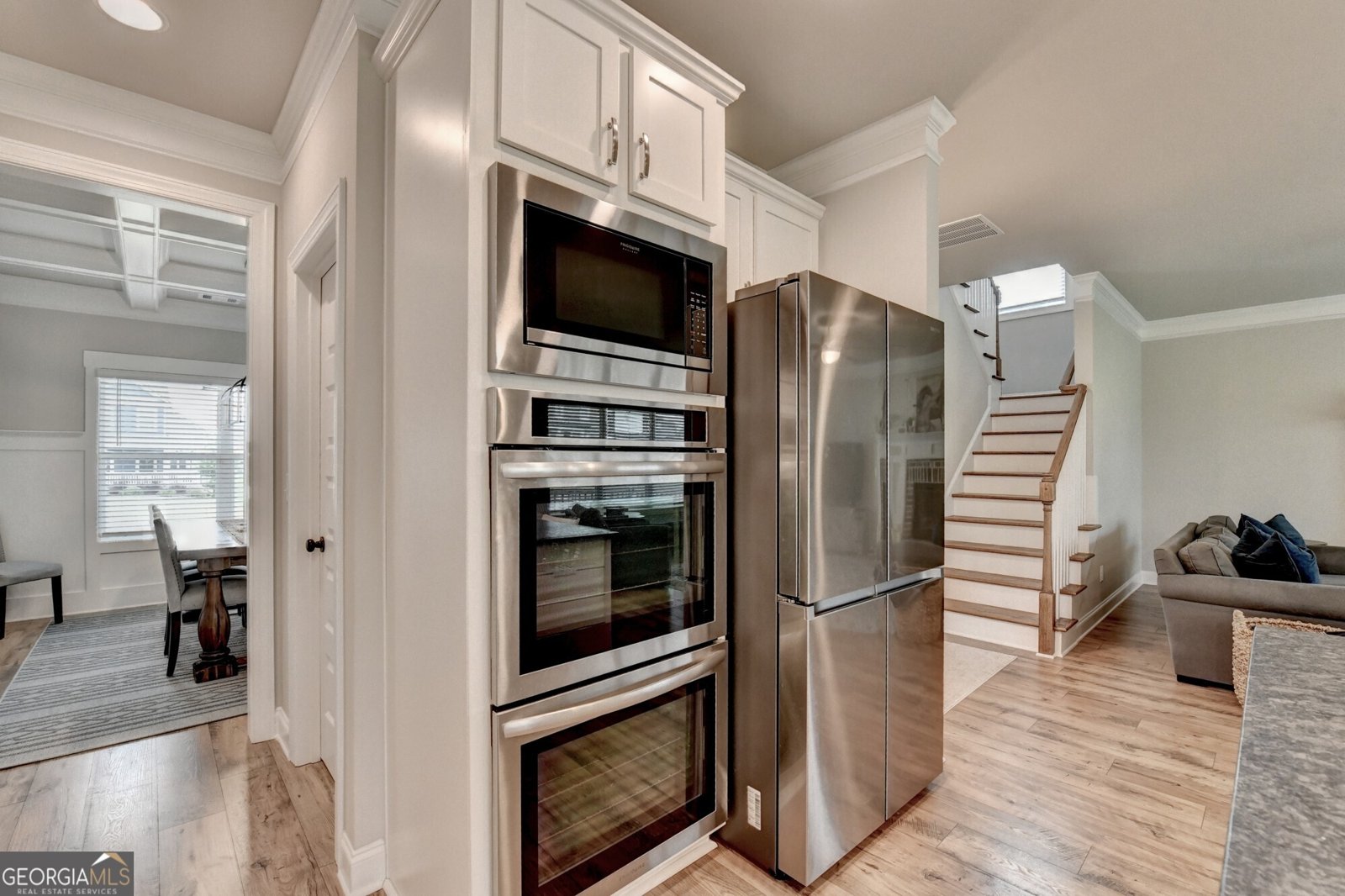 903 Calgary Court Winder - Photo 17
