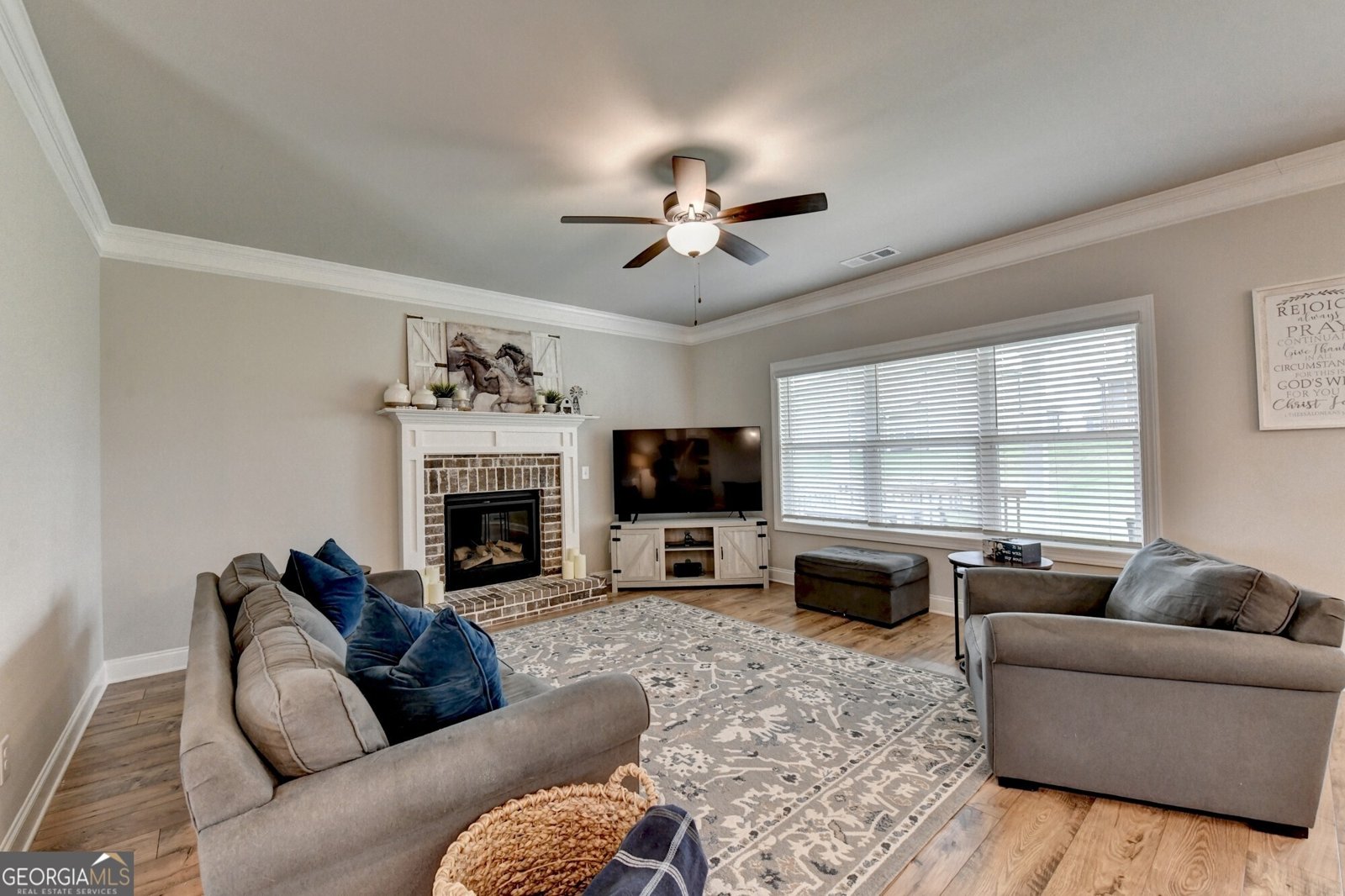 903 Calgary Court Winder - Photo 21