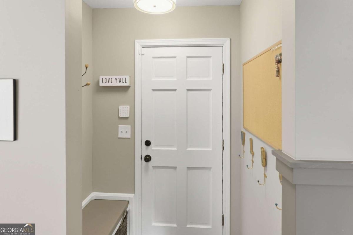 2933 Danbyshire Court Atlanta - Photo 15