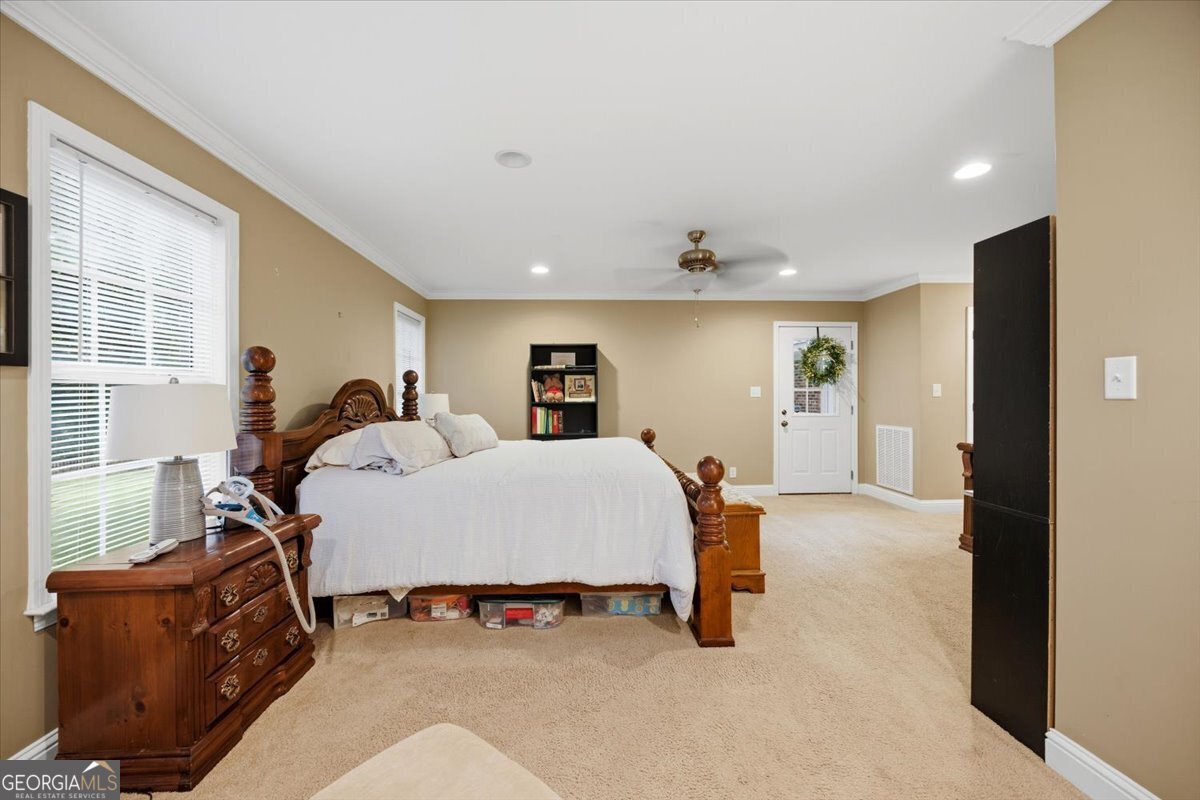 1052 Howard Roberts Road Gray - Photo 15