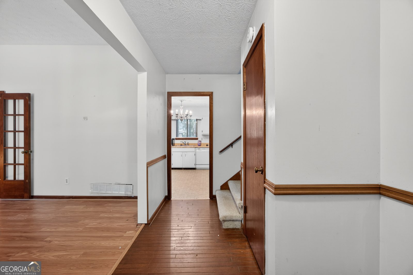 70 Hager Drive Riverdale - Photo 4