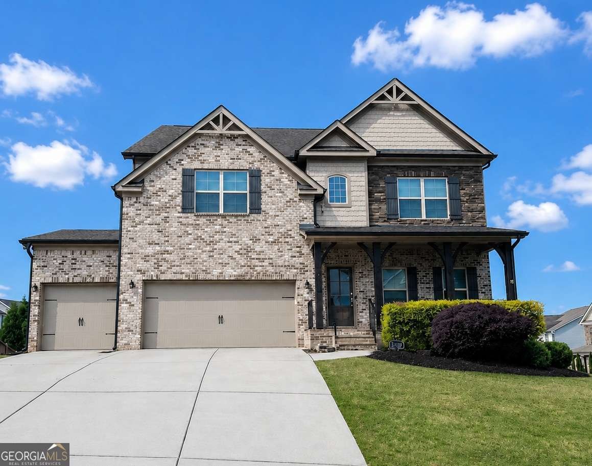 2124 Woodmarsh Circle Auburn - main photo