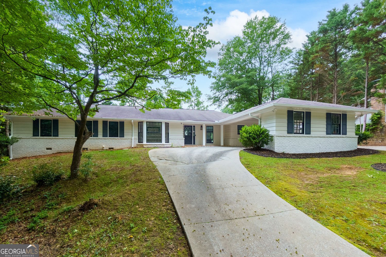 7330 Hunters Branch Drive Atlanta - main photo