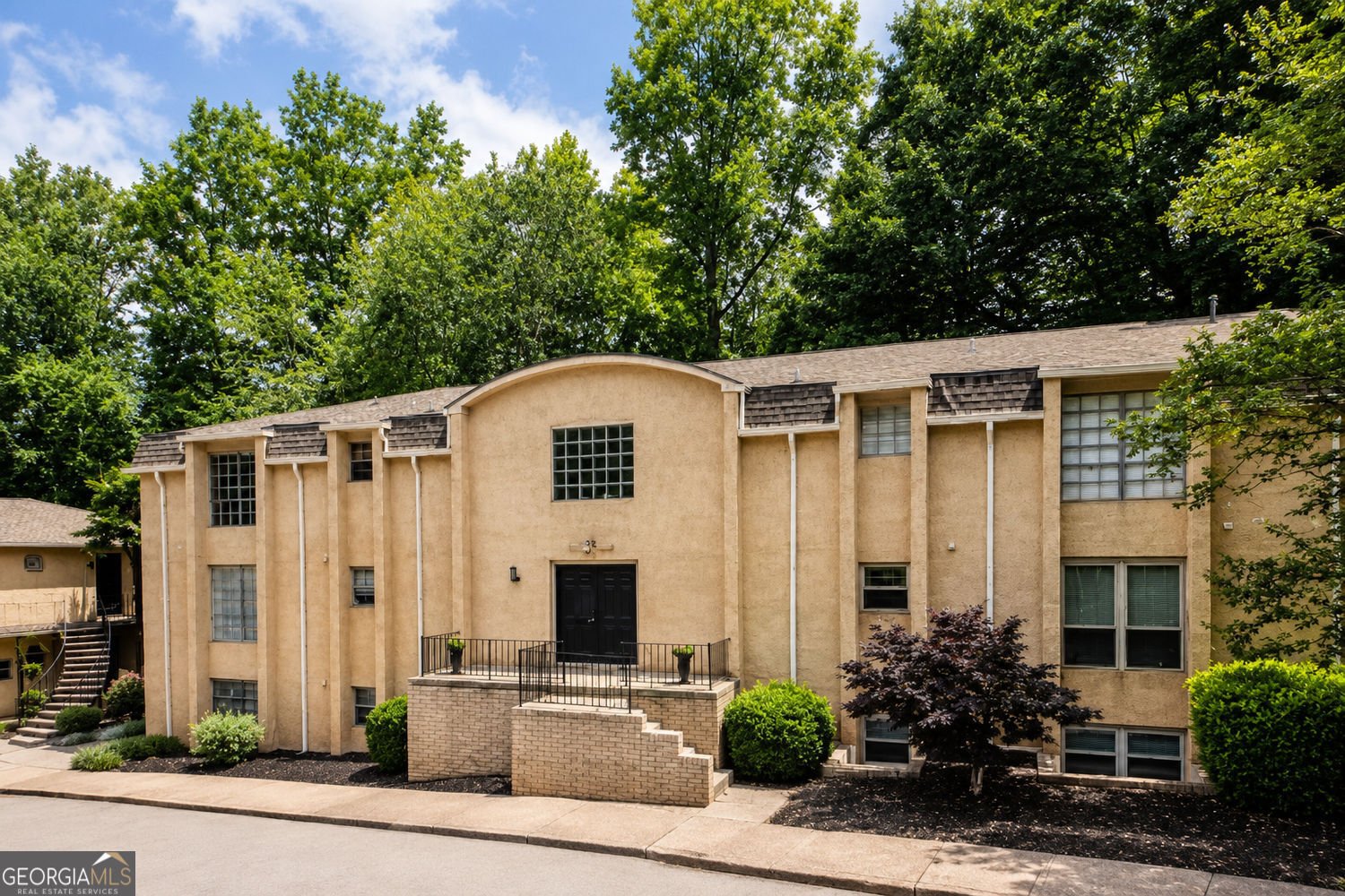 5400 Roswell Road Atlanta - main photo