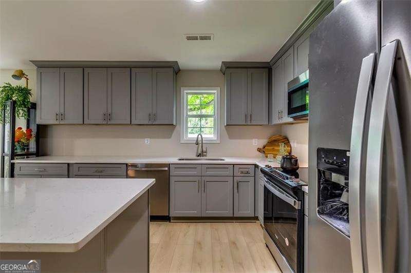 1149 Ira Street Atlanta - Photo 10