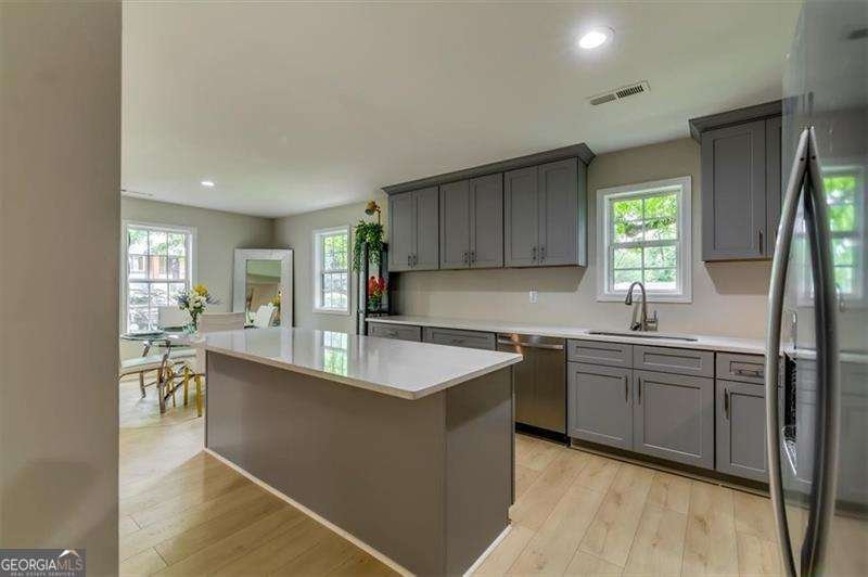 1149 Ira Street Atlanta - Photo 9