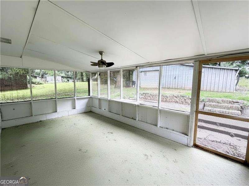 210 Cherrywood Drive Woodstock - Photo 12