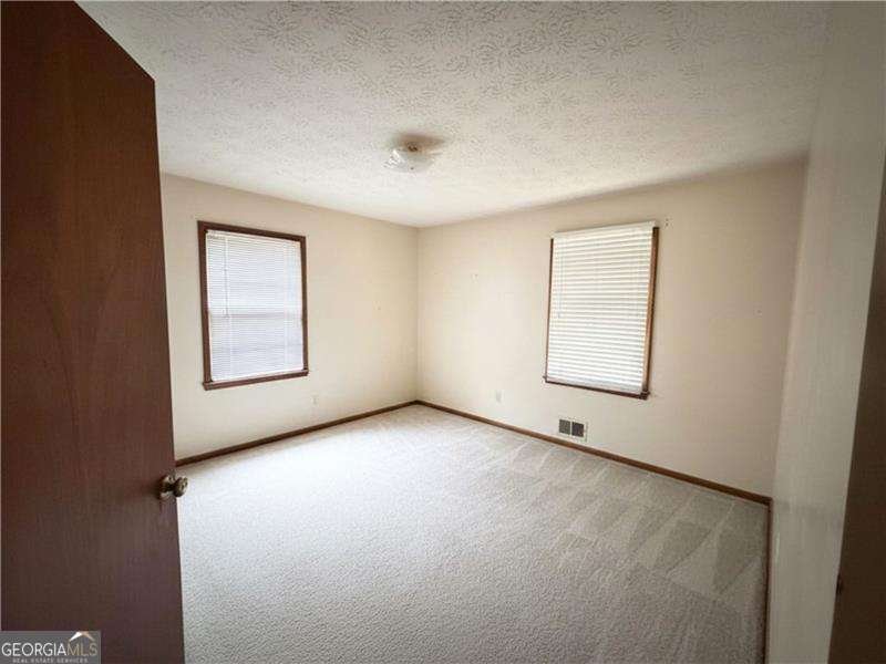 210 Cherrywood Drive Woodstock - Photo 7