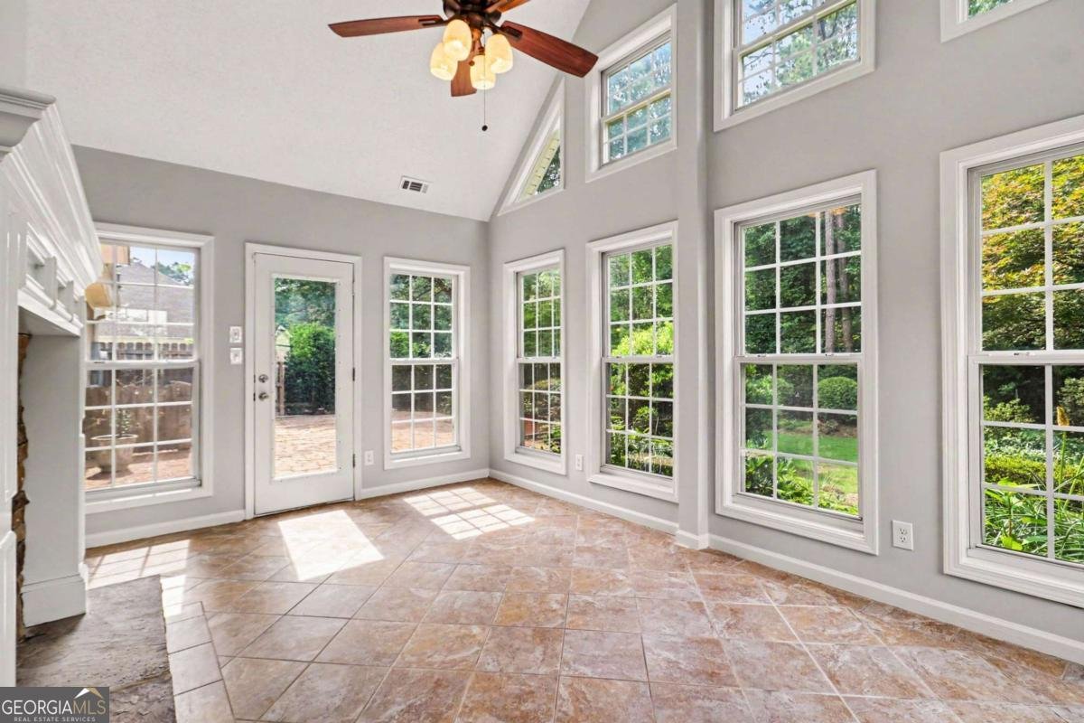 205 Westminister Village Boulevard Sharpsburg - Photo 7