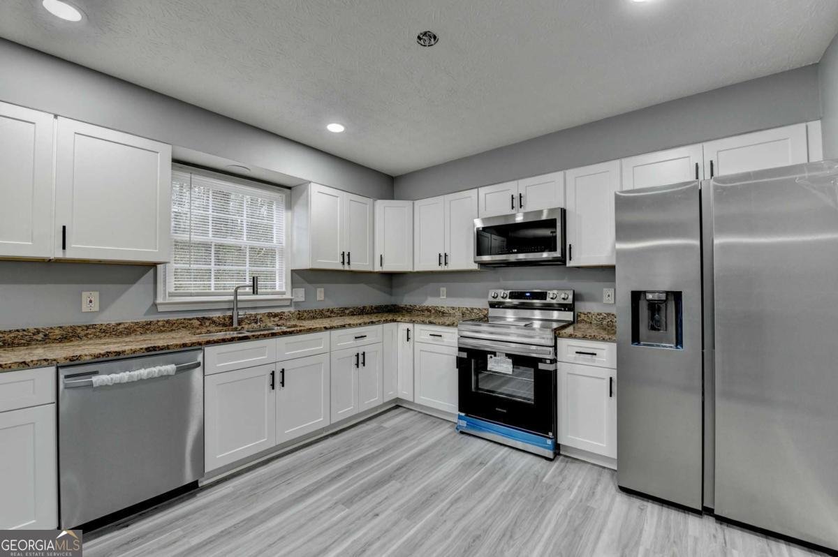5362 Milieo Place Lilburn - Photo 17